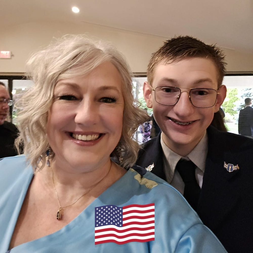 Meet your Posher, Sharyl